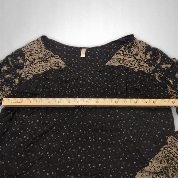 ❌SOLD❌ FREE PEOPLE Boho Flowy Bell Sleeve Dress - Picture 7 of 7